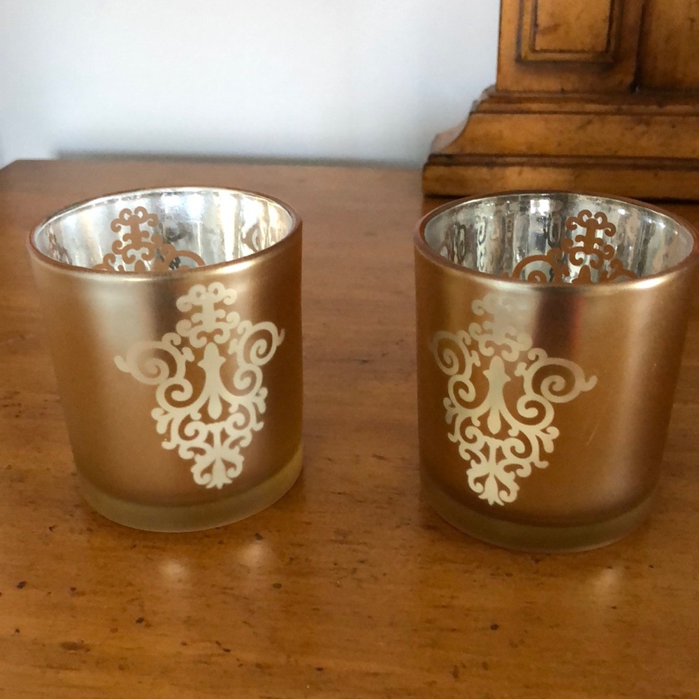 Cracker Barrel tea light holder set of two, gold colored